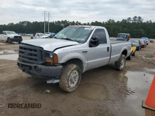 2005 Ford F-250 XL with VIN 1FTNF21505EB89446, listed as a Copart auction lot 57775285 with 127,884 mi miles and Salvage title. Bid and sale history available at DreamBid. Image 1.
