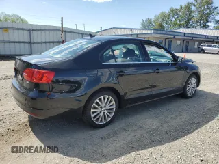 2014 Volkswagen Jetta SEL z VIN 3VWL17AJ2EM390112, wystawiony jako Copart lot #58094365 z przebiegiem Nie podano mil oraz Czysty tytuł • Clean title. Historia ofert i sprzedaży dostępna na DreamBid. Obrazek 3.