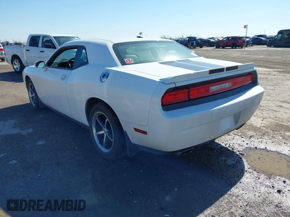 2011 Dodge Challenger z VIN 2B3CJ4DG5BH602787, wystawiony jako IAAI lot #41759684 z przebiegiem 128 055 mil mil oraz . Historia ofert i sprzedaży dostępna na DreamBid. Obrazek 3.