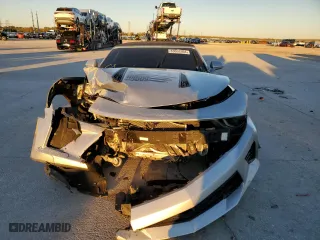 2017 Chevrolet Camaro 1SS with VIN 1G1FF3D77H0166005, listed as a Copart auction lot 83653304 with 0 mi miles and Salvage Title. Bid and sale history available at carsss.com. Image 5.