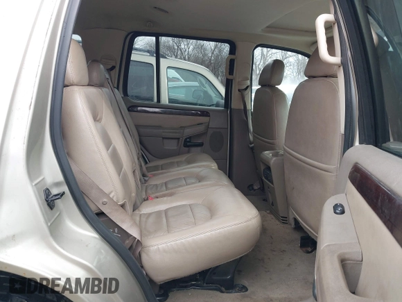 2005 Ford Explorer Limited with VIN 1FMZU75W55UA31984, listed as a IAAI auction lot 41527771 with 238,370 mi miles and . Bid and sale history available at DreamBid. Image 8.