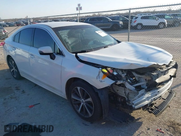 2015 Subaru Legacy 2.5i Limited with VIN 4S3BNBJ62F3062127, listed as a IAAI auction lot 41777626 with 190,091 mi miles. Bid and sale history available at carsss.com. Image 1.