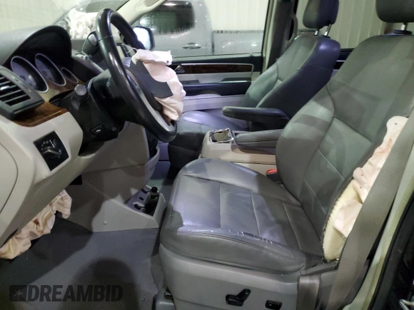 2013 Volkswagen Routan z VIN 2C4RVADG0DR725406, wystawiony jako Copart lot #45860115 z przebiegiem 146 626 mil mil oraz Nie do naprawy. Historia ofert i sprzedaży dostępna na DreamBid. Obrazek 7.