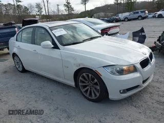 2011 BMW 3 Series 328i z VIN WBAPH7G56BNM57626, wystawiony jako IAAI lot #41711840 z przebiegiem 145 509 mil mil oraz . Historia ofert i sprzedaży dostępna na DreamBid. Obrazek 1.