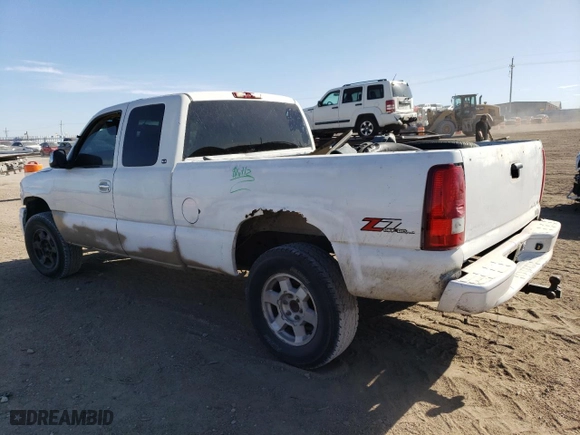 2000 GMC New Sierra 1500 SLE with VIN 2GTEC19T6Y1131496, listed as a Copart auction lot 72583094 with NaN miles and Non Repairable. Bid and sale history available at carsss.com. Image 2.