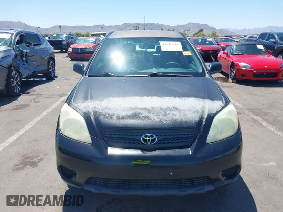2006 Toyota Matrix STD with VIN 2T1KR32E46C622253, listed as a IAAI auction lot 42040286 with 186,594 mi miles and . Bid and sale history available at carsss.com. Image 12.