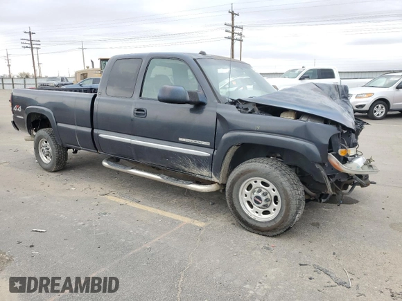 2005 GMC Sierra 2500HD SLT with VIN 1GTHK29U05E307645, listed as a Copart auction lot 80295834 with 151,225 mi miles and Salvage title. Bid and sale history available at DreamBid. Image 4.