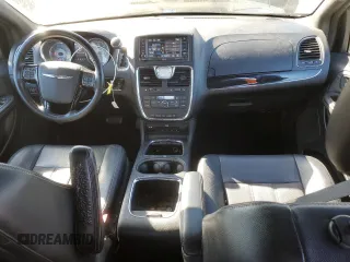 2014 Chrysler Town & Country S with VIN 2C4RC1HG7ER191693, listed as a Copart auction lot 75534013 with 136,231 mi miles and Salvage Title. Bid and sale history available at DreamBid. Image 8.