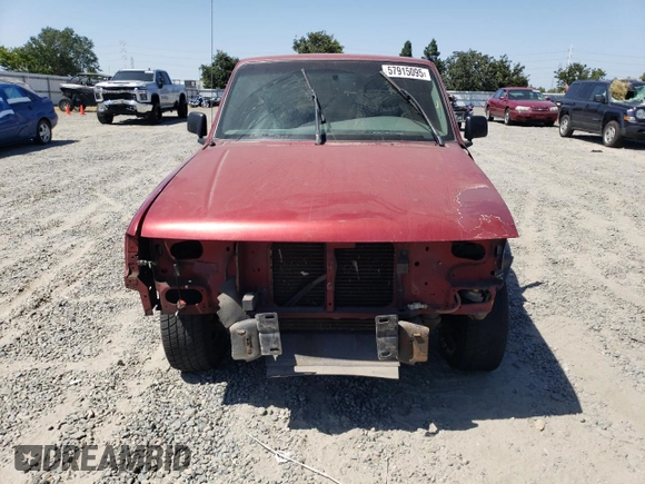 1997 Ford Ranger XLT z VIN 1FTCR10A0VPB04021, wystawiony jako Copart lot #57915095 z przebiegiem 169 821 mil mil oraz Szkoda całkowita • Salvage title. Historia ofert i sprzedaży dostępna na DreamBid. Obrazek 5.
