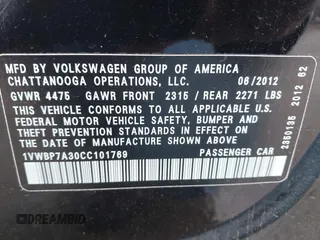 2012 Volkswagen Passat SE z VIN 1VWBP7A30CC101769, wystawiony jako IAAI lot #42281010 z przebiegiem 161 003 mil mil oraz . Historia ofert i sprzedaży dostępna na DreamBid. Obrazek 9.