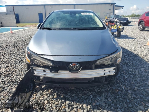 2022 Toyota Corolla LE with VIN 5YFEPMAE3NP367460, listed as a Copart auction lot 50724175 with 63,088 mi miles and Clean Title. Bid and sale history available at DreamBid. Image 5.