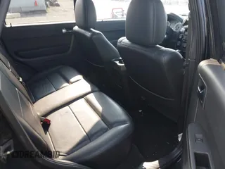 2010 Ford Escape Limited с VIN 1FMCU9EG9AKC46462, выставлен на аукционе IAAI как лот 42603175 с пробегом 97 323 миль миль и . История ставок и продаж доступна на DreamBid. Изображение 8.