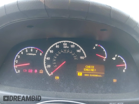 2006 Hyundai Azera SE with VIN KMHFC46F16A109232, listed as a IAAI auction lot 40932728 with 210,300 mi miles and . Bid and sale history available at DreamBid. Image 7.