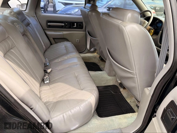 1994 Chevrolet Caprice LS with VIN 1G1BN52P2RR126654, listed as a IAAI auction lot 42166452 with 203,299 mi miles and . Bid and sale history available at DreamBid. Image 8.
