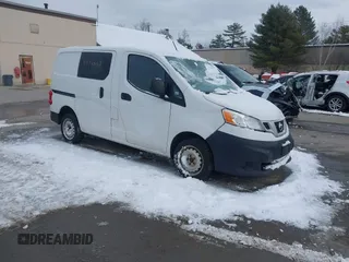 2019 Nissan NV200 Compact Cargo S with VIN 3N6CM0KN5KK693375, listed as a IAAI auction lot 41426387 with 341,873 mi miles. Bid and sale history available at carsss.com. Image 1.
