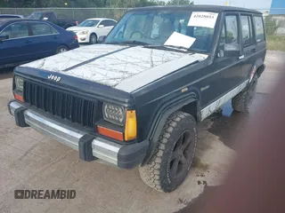 1995 Jeep Cherokee with VIN 1J4FN68S7SL656597, listed as a IAAI auction lot 42028053 with 364,364 mi miles and . Bid and sale history available at DreamBid. Image 2.