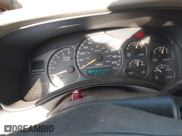 2002 Chevrolet Tahoe Z71 with VIN 1GNEK13Z12R308204, listed as a IAAI auction lot 41773108 with 103,193 mi miles. Bid and sale history available at carsss.com. Image 7.