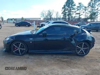 2019 Toyota 86 GT with VIN JF1ZNAE13K9701443, listed as a IAAI auction lot 41505696 with 67,876 mi miles. Bid and sale history available at carsss.com. Image 15.