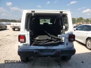 2020 Jeep Wrangler Unlimited Sahara with VIN 1C4HJXEM0LW319209, listed as a Copart auction lot 74741884 with 91,225 mi miles and Non Repairable. Bid and sale history available at carsss.com. Image 6.