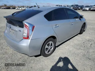 2013 Toyota Prius One with VIN JTDKN3DU6D5671593, listed as a Copart auction lot 46945655 with 139,683 mi miles and Salvage Title. Bid and sale history available at DreamBid. Image 3.