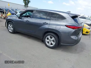 2021 Toyota Highlander L with VIN 5TDZZRAH3MS040663, listed as a IAAI auction lot 41945677 with 64,069 mi miles and . Bid and sale history available at DreamBid. Image 3.