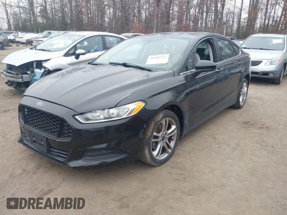 2013 Ford Fusion S with VIN 3FA6P0G76DR200904, listed as a IAAI auction lot 41568525 with 235,852 mi miles. Bid and sale history available at carsss.com. Image 2.