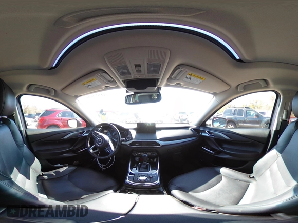 2020 Mazda CX-9 Touring z VIN JM3TCBCY6L0401324, wystawiony jako IAAI lot #41973626 z przebiegiem 53 891 mil mil oraz . Historia ofert i sprzedaży dostępna na DreamBid. Obrazek 19.
