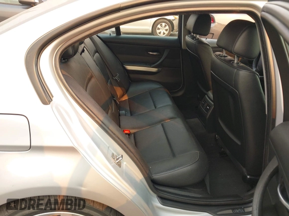 2011 BMW 3 Series 328i with VIN WBAPH5G55BNM71408, listed as a IAAI auction lot 41291450 with 169,483 mi miles and . Bid and sale history available at carsss.com. Image 8.