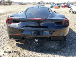 2018 Ferrari 488 z VIN ZFF79ALA6J0231860, wystawiony jako Copart lot #46477065 z przebiegiem Nie podano mil oraz Szkoda całkowita • Salvage title. Historia ofert i sprzedaży dostępna na DreamBid. Obrazek 6.