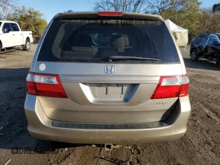 2005 Honda Odyssey EX z VIN 5FNRL384X5B420963, wystawiony jako Copart lot #50137915 z przebiegiem Nie podano mil oraz Nie do naprawy • Non repairable. Historia ofert i sprzedaży dostępna na DreamBid. Obrazek 12.