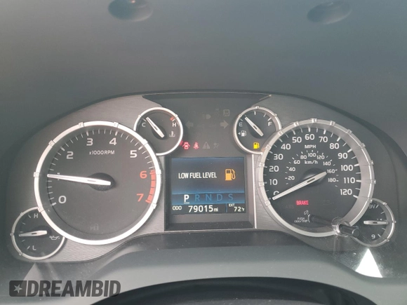 2017 Toyota Tundra SR5 z VIN 5TFRW5F13HX222876, wystawiony jako Copart lot #52101965 z przebiegiem 79 015 mil mil oraz Nie do naprawy • Non repairable. Historia ofert i sprzedaży dostępna na DreamBid. Obrazek 9.
