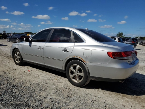 2007 Hyundai Azera GLS with VIN KMHFC46D47A242034, listed as a Copart auction lot 76703514 with 124,277 mi miles and Salvage Title. Bid and sale history available at carsss.com. Image 2.