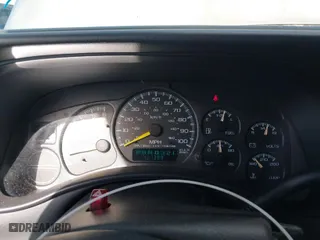 2001 Chevrolet Silverado 1500 LS with VIN 2GCEC19T311113978, listed as a IAAI auction lot 41424093 with 121,389 mi miles. Bid and sale history available at carsss.com. Image 7.