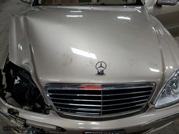 2006 Mercedes-Benz S-Class 3.7L with VIN WDBNF67J26A475902, listed as a Copart auction lot 50460365 with 104,683 mi miles and Clean Title. Bid and sale history available at carsss.com. Image 11.
