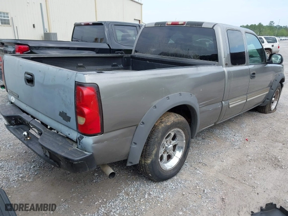 2006 Chevrolet Silverado 1500 LS with VIN 1GCEC19V06Z291136, listed as a IAAI auction lot 41938807 with 1 mi miles. Bid and sale history available at carsss.com. Image 4.