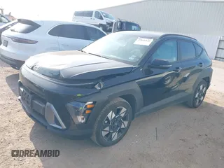2025 Hyundai Kona SEL with VIN KM8HB3AB9SU223742, listed as a IAAI auction lot 42046520 with 9,907 mi miles. Bid and sale history available at carsss.com. Image 18.