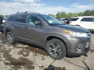 2018 Toyota Highlander LE with VIN 5TDBZRFH5JS807483, listed as a Copart auction lot 62724915 with 144,404 mi miles and Clean title. Bid and sale history available at DreamBid. Image 4.