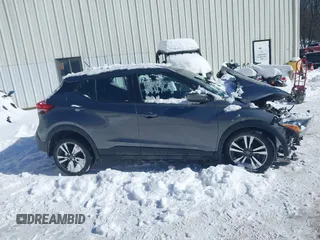 2019 Nissan Kicks SV with VIN 3N1CP5CU3KL544005, listed as a IAAI auction lot 41614091 with 38,356 mi miles. Bid and sale history available at carsss.com. Image 13.