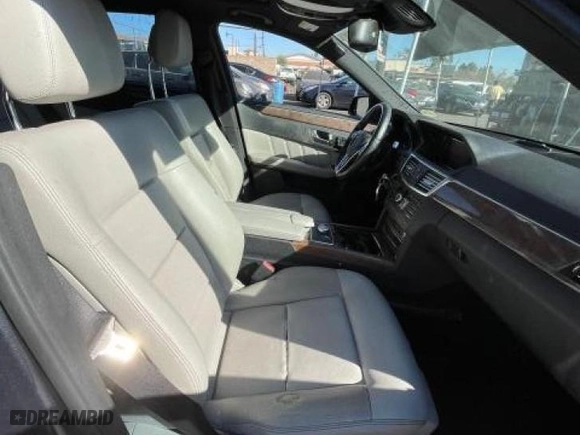 2013 Mercedes-Benz E-Class E 350 Luxury with VIN WDDHF5KB6DA746536, listed as a Copart auction lot 81507034 with 158,468 mi miles and Clean Title. Bid and sale history available at carsss.com. Image 5.