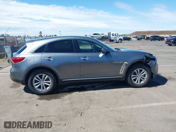 2017 Infiniti QX70 with VIN JN8CS1MWXHM415170, listed as a IAAI auction lot 42788300 with 128,468 mi miles and . Bid and sale history available at DreamBid. Image 13.