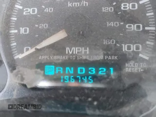 2002 GMC Sierra 1500 SLE with VIN 2GTEC19V821407265, listed as a IAAI auction lot 42087634 with 196,745 mi miles and . Bid and sale history available at DreamBid. Image 15.