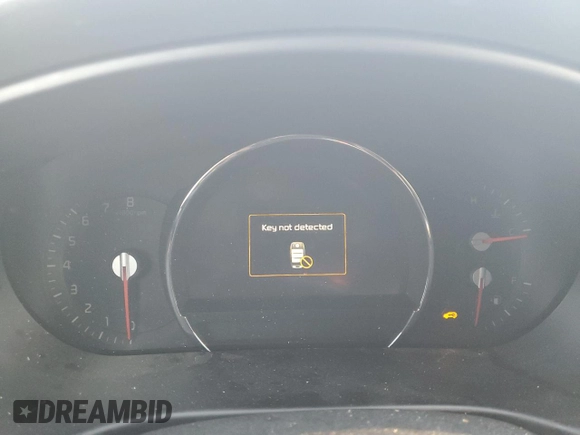 2017 Kia Sorento EX with VIN 5XYPHDA58HG249452, listed as a Copart auction lot 48402245 with Not Provided miles and Salvage Title. Bid and sale history available at DreamBid. Image 9.