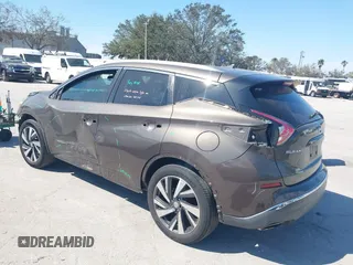 2015 Nissan Murano Platinum z VIN 5N1AZ2MG7FN230347, wystawiony jako IAAI lot #41545220 z przebiegiem 134 435 mil mil oraz . Historia ofert i sprzedaży dostępna na DreamBid. Obrazek 3.