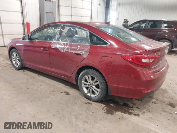 2015 Hyundai Sonata SE z VIN 5NPE24AFXFH039782, wystawiony jako IAAI lot #41299851 z przebiegiem 85 676 mil mil oraz . Historia ofert i sprzedaży dostępna na DreamBid. Obrazek 3.