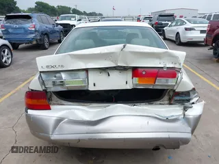 1998 Lexus ES 300 with VIN JT8BF28GXW0106483, listed as a IAAI auction lot 42177092 with Not provided miles and . Bid and sale history available at DreamBid. Image 6.