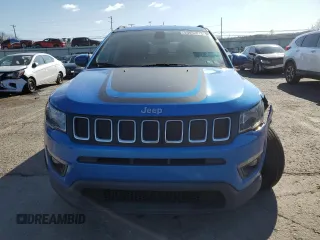 2019 Jeep Compass Latitude with VIN 3C4NJCBB2KT844341, listed as a Copart auction lot 53052675 with 59,709 mi miles and Salvage Title. Bid and sale history available at carsss.com. Image 5.