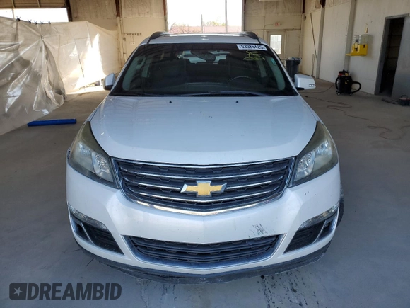 2016 Chevrolet Traverse LT z VIN 1GNKRHKD6GJ321694, wystawiony jako Copart lot #53086425 z przebiegiem 127 502 mil mil oraz Szkoda całkowita • Salvage title. Historia ofert i sprzedaży dostępna na DreamBid. Obrazek 5.