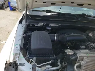 2019 Ram 1500 Laramie z VIN 1C6SRFDT0KN843232, wystawiony jako Copart lot #61789955 z przebiegiem 98 301 mil mil oraz Szkoda całkowita • Salvage title. Historia ofert i sprzedaży dostępna na DreamBid. Obrazek 13.