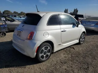 2015 FIAT 500e with VIN 3C3CFFGE8FT620367, listed as a Copart auction lot 85784474 with 50,765 mi miles and Clean Title. Bid and sale history available at carsss.com. Image 3.