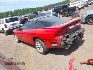 2002 Chevrolet Camaro Z28 z VIN 2G1FP22G222101109, wystawiony jako IAAI lot #39531558 z przebiegiem 100 136 mil mil oraz . Historia ofert i sprzedaży dostępna na DreamBid. Obrazek 3.